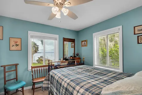 115 Sunset Point Road East Palatka FL 32131-4041