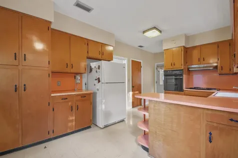 105 W Vivian Drive Hastings FL 32145