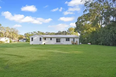 105 W Vivian Drive Hastings FL 32145