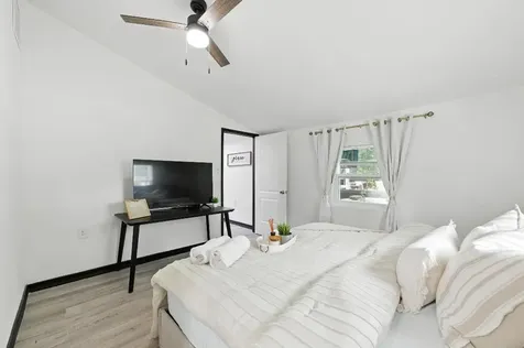 1637 Starratt Road Jacksonville FL 32226