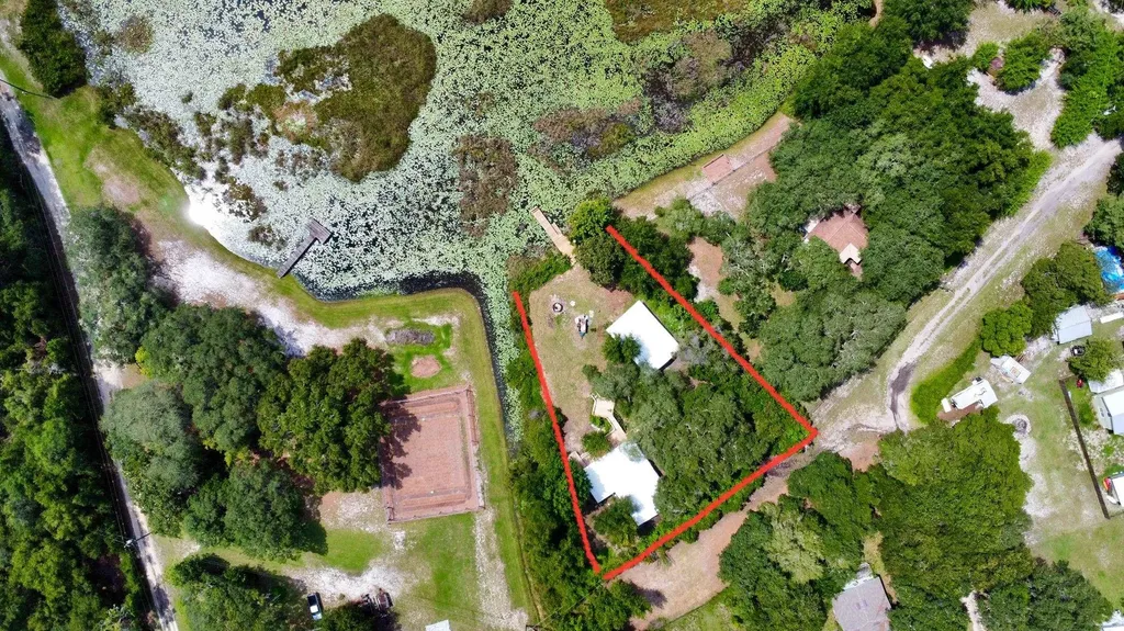 23670 NE 154th Place Salt Springs FL 34471