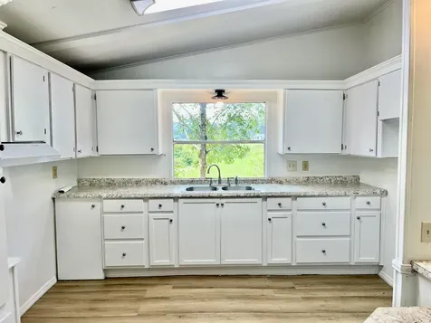 23670 NE 154th Place Salt Springs FL 34471