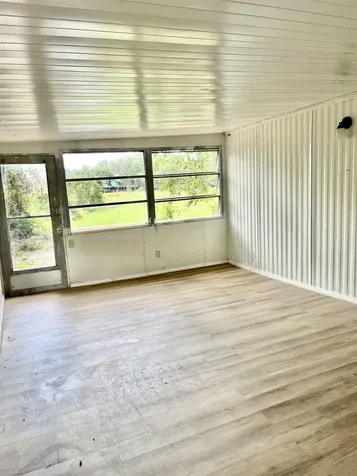 23670 NE 154th Place Salt Springs FL 34471