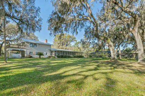 105 Union Avenue Crescent City FL 32112