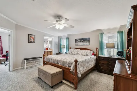 135 Lake Como Drive Pomona Park FL 32181