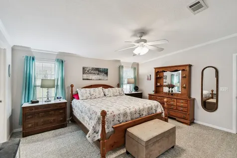 135 Lake Como Drive Pomona Park FL 32181