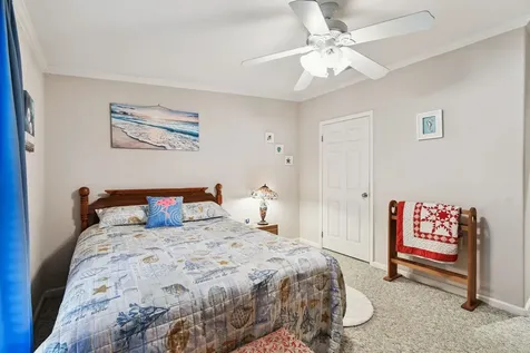 135 Lake Como Drive Pomona Park FL 32181