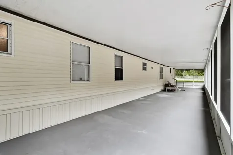 135 Lake Como Drive Pomona Park FL 32181