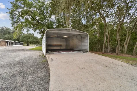 135 Lake Como Drive Pomona Park FL 32181