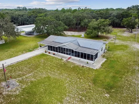 135 Lake Como Drive Pomona Park FL 32181