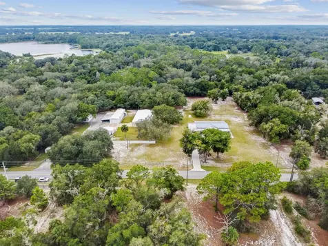 135 Lake Como Drive Pomona Park FL 32181