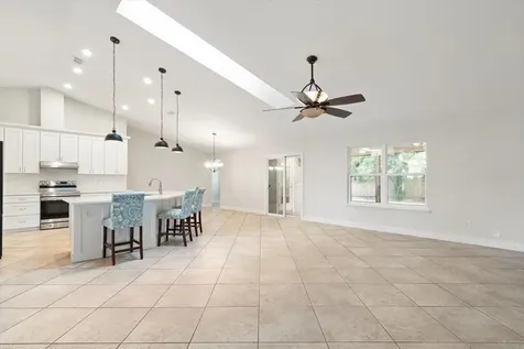 2066 E Forest Gate Drive Jacksonville FL 32246