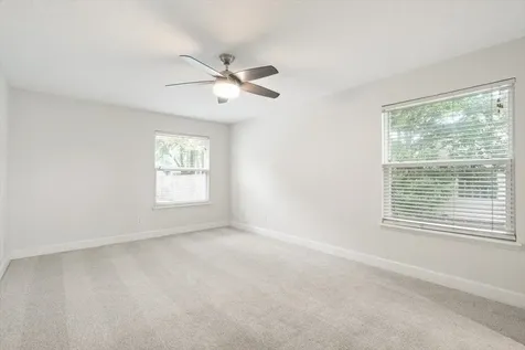 2066 E Forest Gate Drive Jacksonville FL 32246