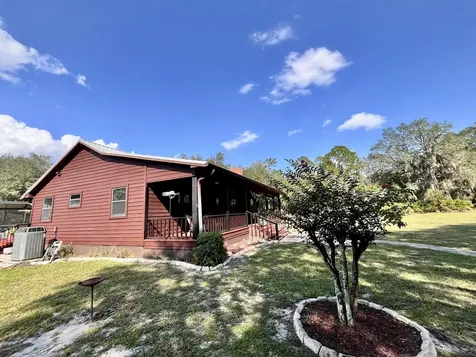 124 Neal Road Hawthorne FL 32640