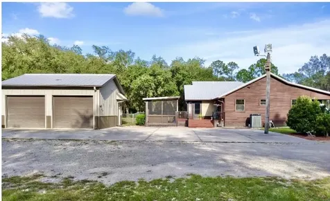 124 Neal Road Hawthorne FL 32640