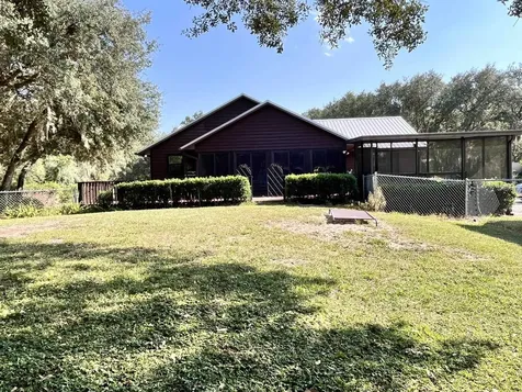 124 Neal Road Hawthorne FL 32640