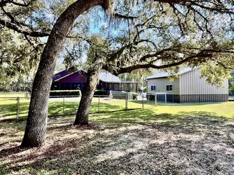 124 Neal Road Hawthorne FL 32640