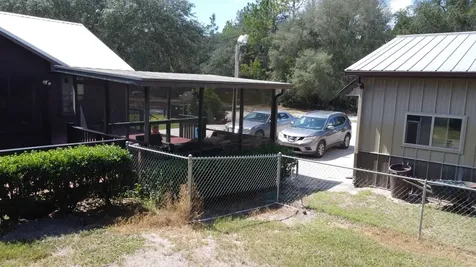 124 Neal Road Hawthorne FL 32640