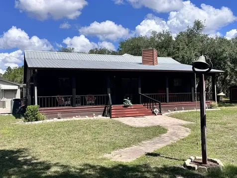 124 Neal Road Hawthorne FL 32640