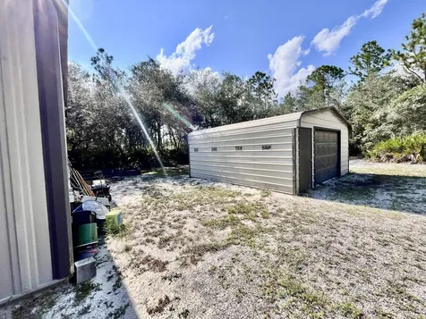 124 Neal Road Hawthorne FL 32640