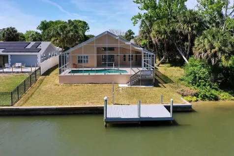 6 Crossleaf Court E Palm Coast FL 32137