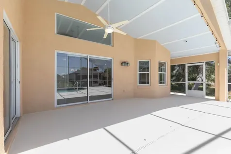 6 Crossleaf Court E Palm Coast FL 32137