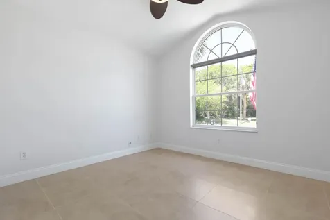 6 Crossleaf Court E Palm Coast FL 32137