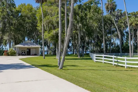 141 Wooten Road Crescent City FL 32112