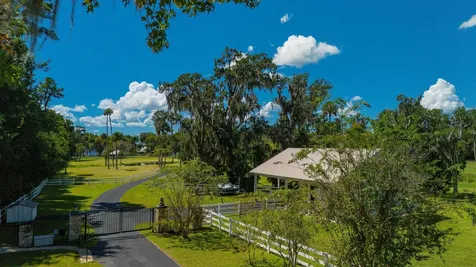 141 Wooten Road Crescent City FL 32112