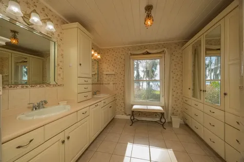 141 Wooten Road Crescent City FL 32112