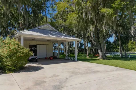 141 Wooten Road Crescent City FL 32112