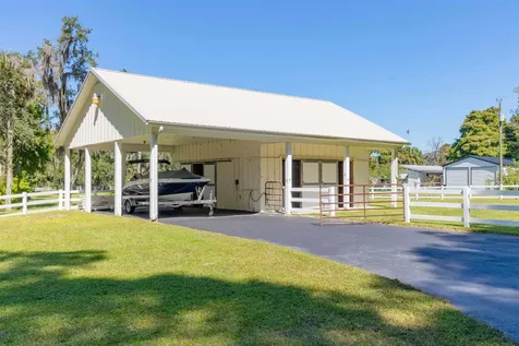 141 Wooten Road Crescent City FL 32112