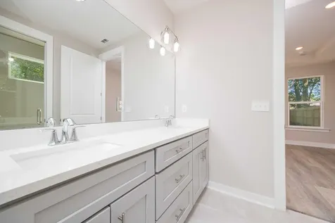 524 N Cypress Avenue Green Cove Springs FL 32043