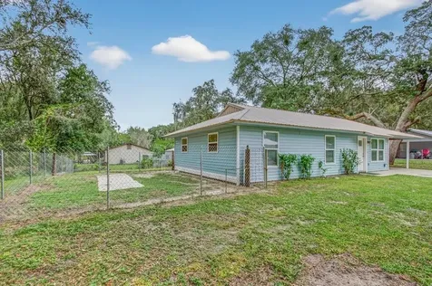 4510 W Madison Street Palatka FL 32177