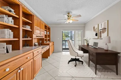 505 Lancaster Street Jacksonville FL 32204-4136
