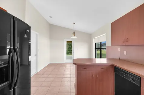 11 Lytton Lane Palm Coast FL 32137