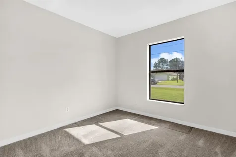 11 Lytton Lane Palm Coast FL 32137