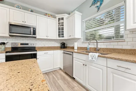 2500 Hydrangea Street St Augustine FL 32080