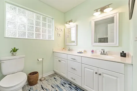 2500 Hydrangea Street St Augustine FL 32080