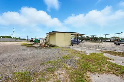 110 N State Road 19 Palatka FL 32177