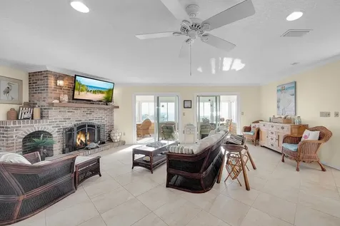 1498 S Fletcher Avenue Fernandina Beach FL 32034