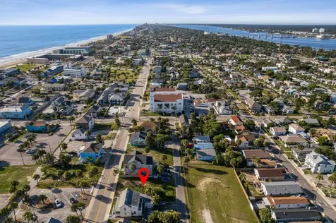 24 S Grandview Avenue Daytona Beach FL 32118