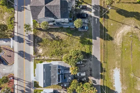 24 S Grandview Avenue Daytona Beach FL 32118