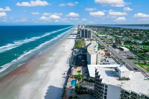 24 S Grandview Avenue Daytona Beach FL 32118