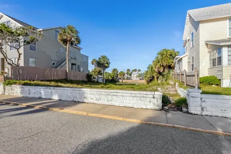 24 S Grandview Avenue Daytona Beach FL 32118