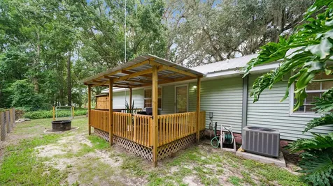 112 River Road Drive Palatka FL 32177