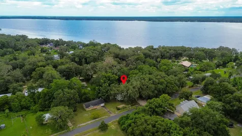 112 River Road Drive Palatka FL 32177