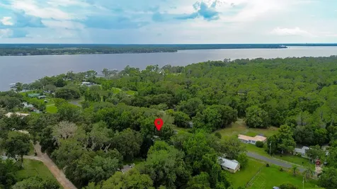 112 River Road Drive Palatka FL 32177