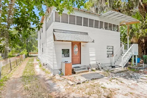 615 Crill Avenue Palatka FL 32177