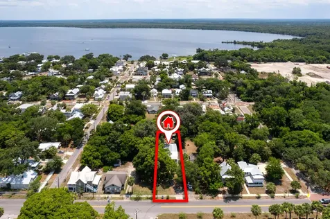 615 Crill Avenue Palatka FL 32177